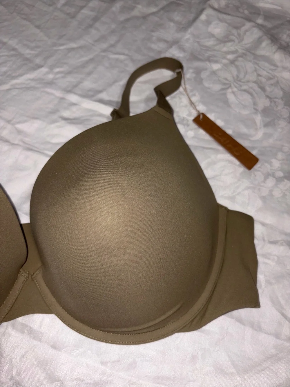 Nwt SKIMS Fits Everybody push up Demi bra  Khaki Green